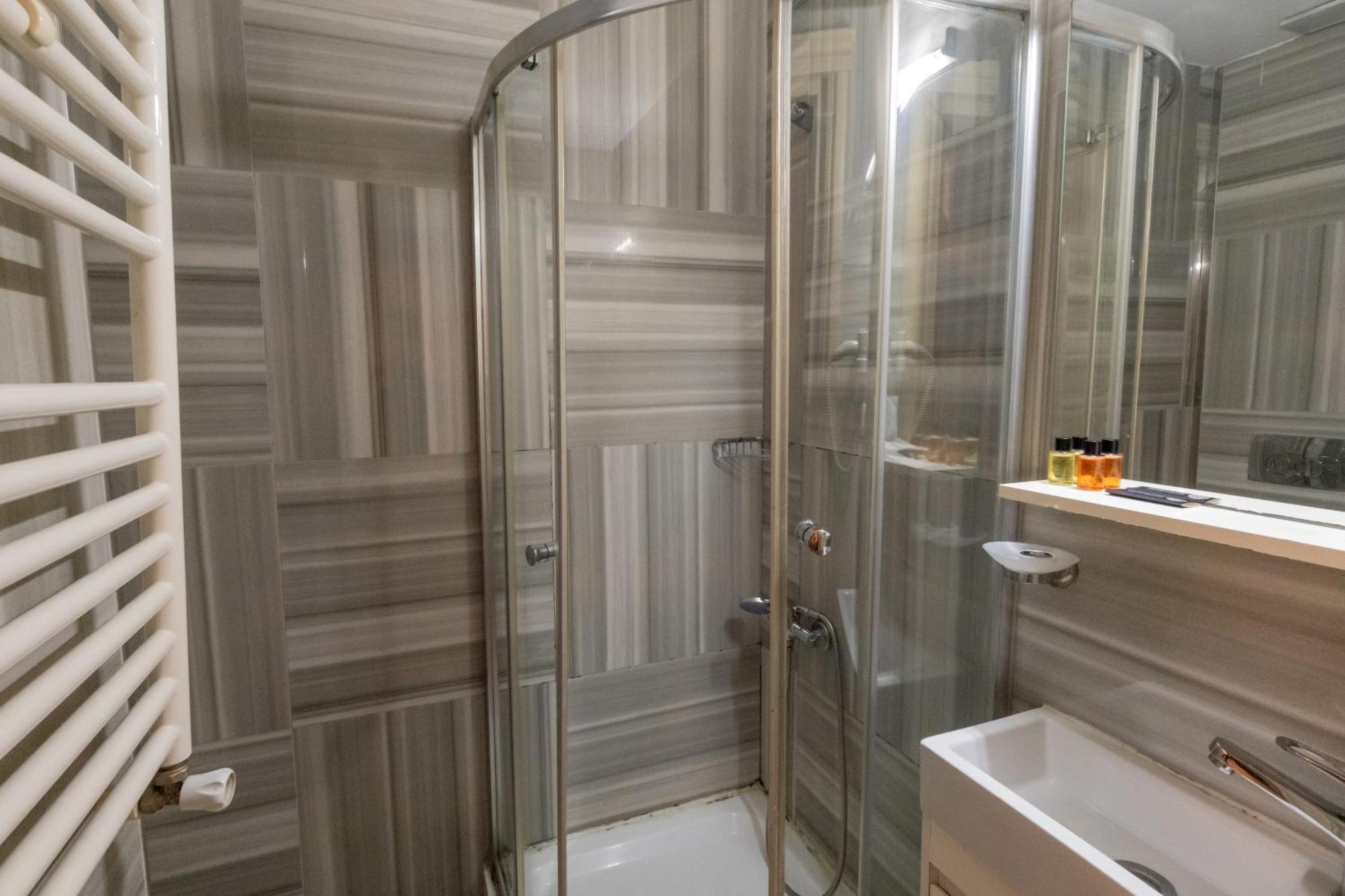Felicity Hotel Provincia di Istanbul Esterno foto