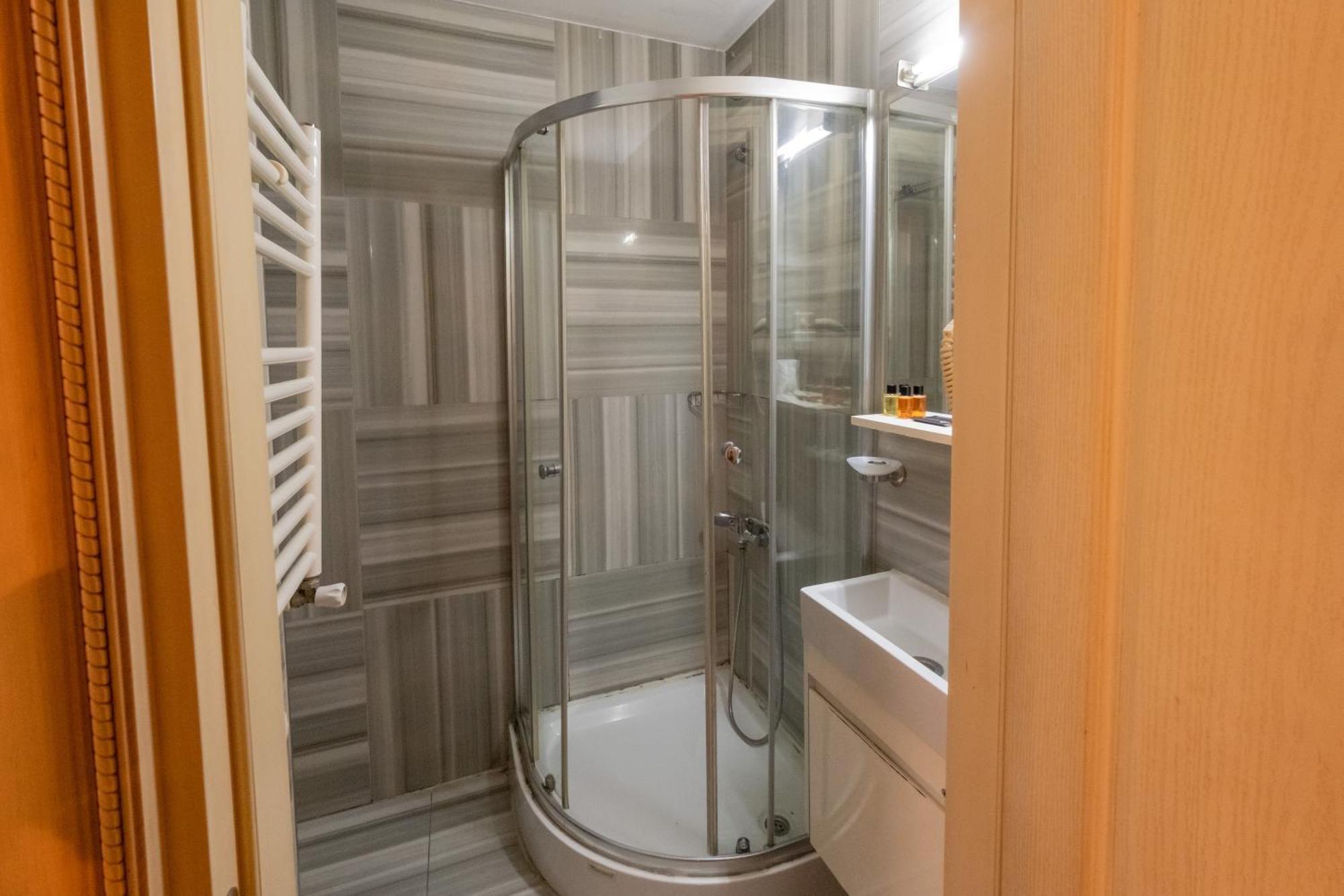 Felicity Hotel Provincia di Istanbul Esterno foto
