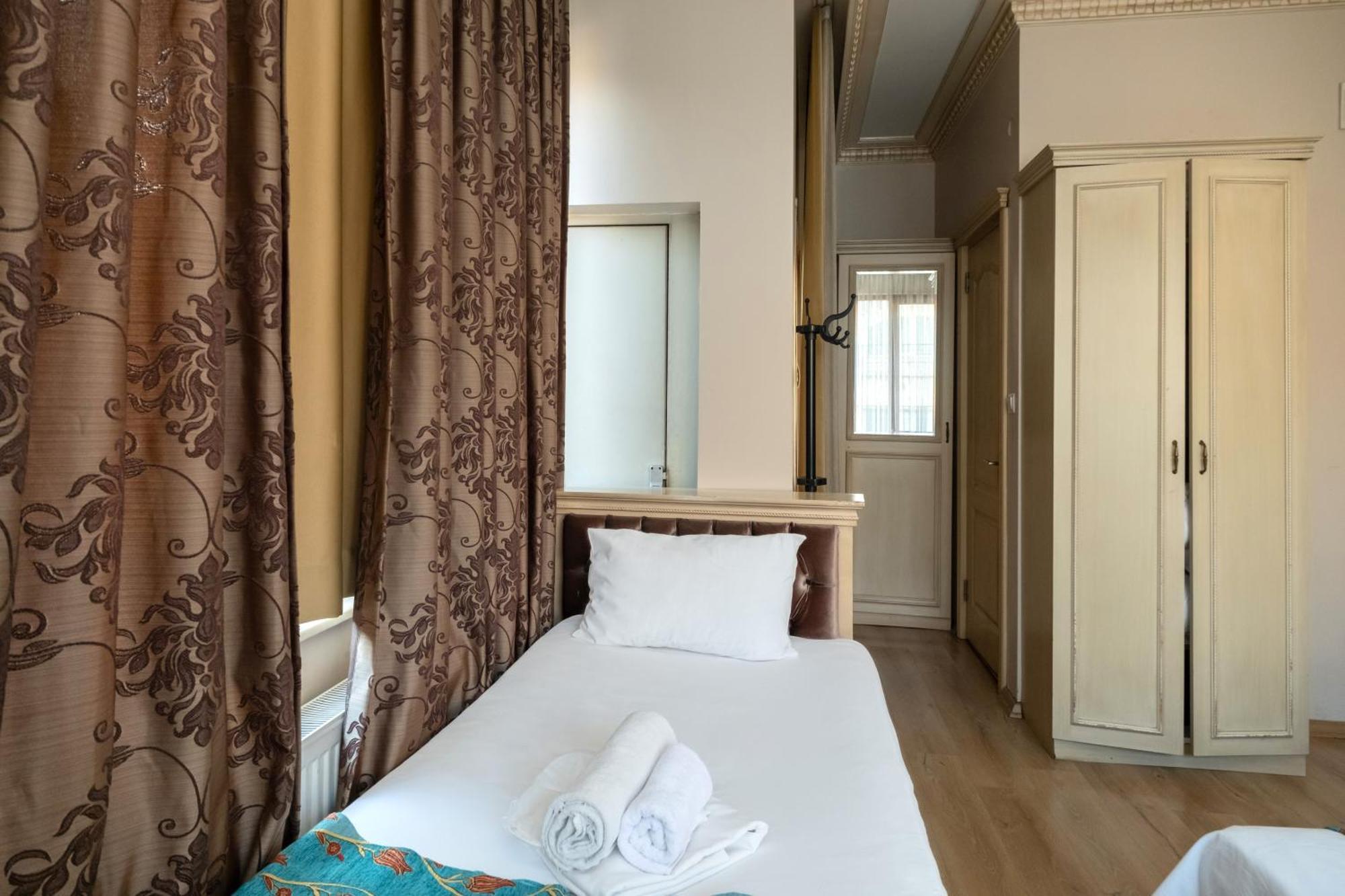 Felicity Hotel Provincia di Istanbul Esterno foto